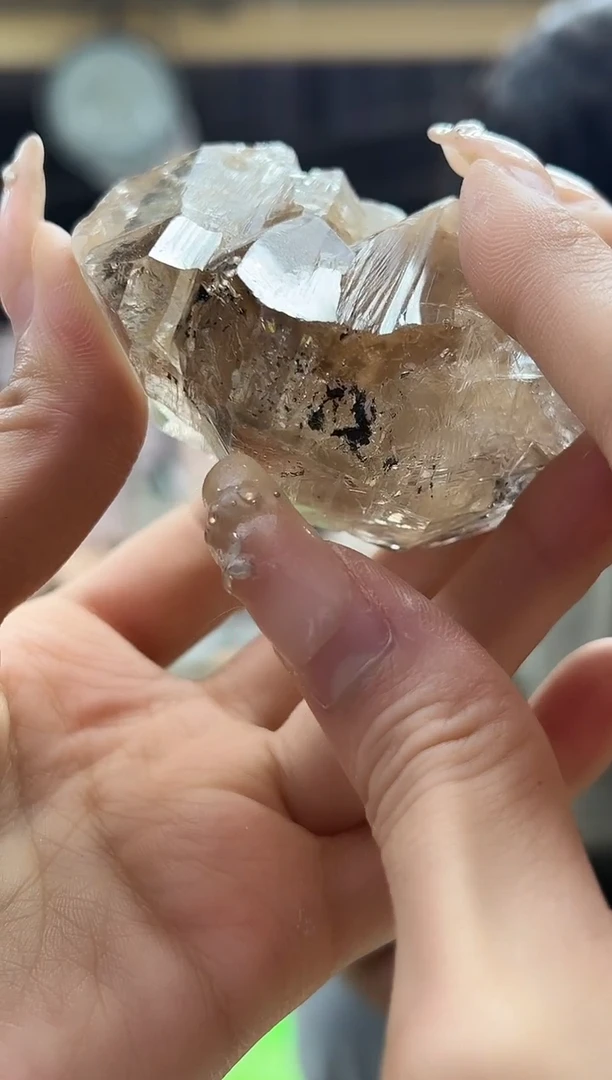 未镶嵌大型摆件（非配饰）水晶061水胆流沙