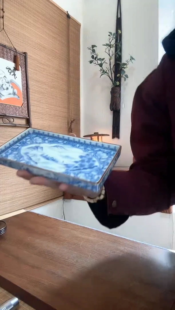 【闪购商品】杯中古品个别存有岁月痕迹，谨慎下单哦~