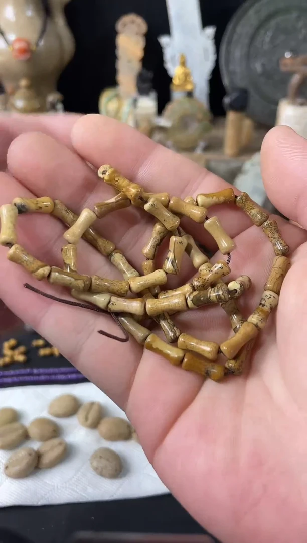 未镶嵌和田玉（糖玉）挂件1