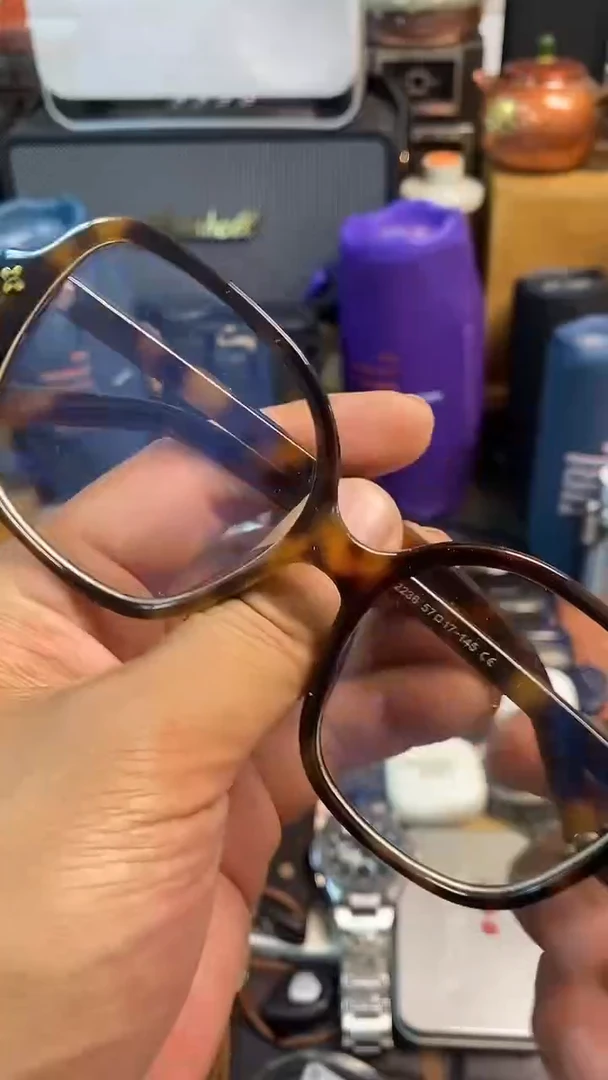 瓷片闪购商品，如图所示