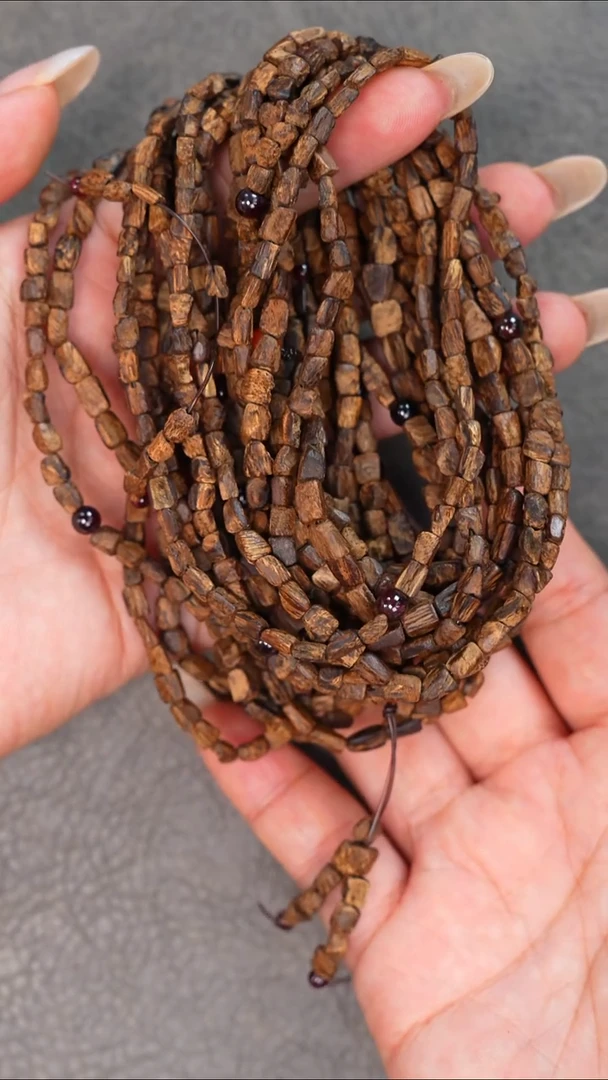 沉香手串60号都彭沉水多样性发一条