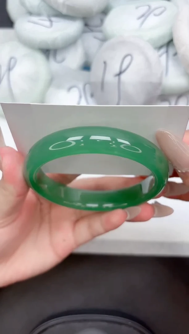 未镶嵌手镯石英质玉201-65