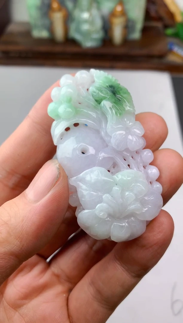 颈饰未镶嵌翡翠爱*藏挂件