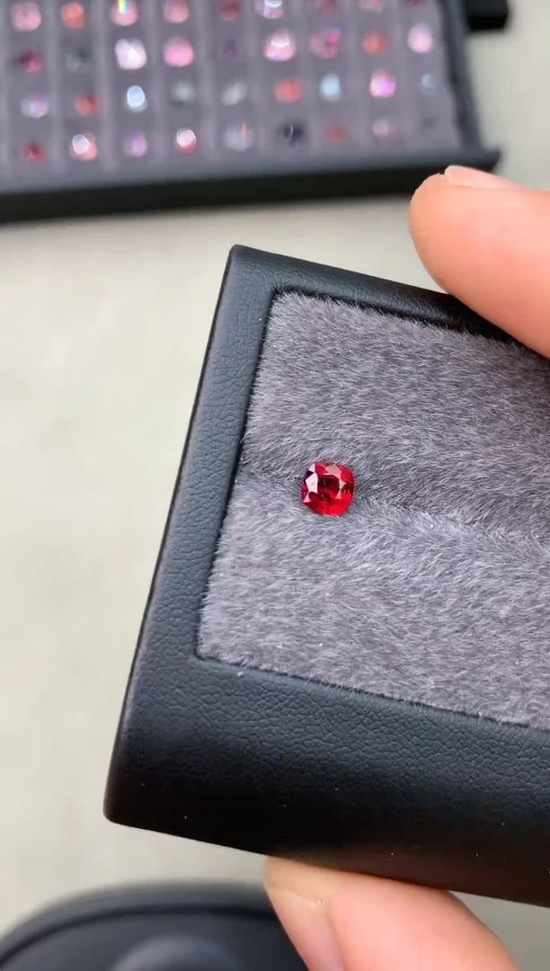 【闪购商品】定制尖晶石裸石未镶嵌0.78ct 枕型 红色调