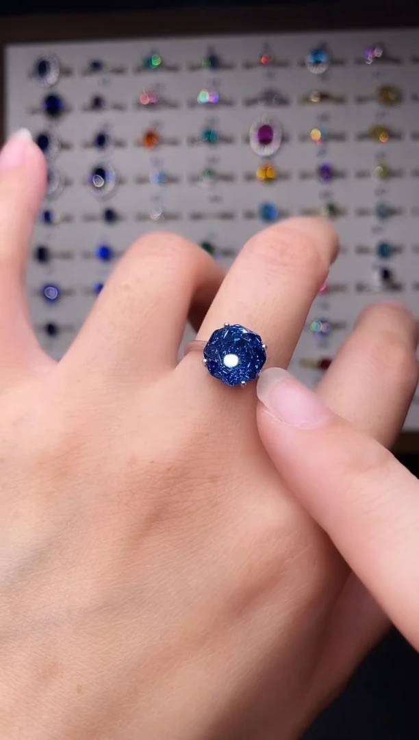 10克拉蓝宝石（处理）欧美风戒指