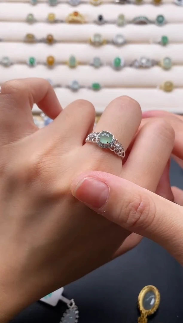 银S925镶嵌戒指翡翠3333333+1