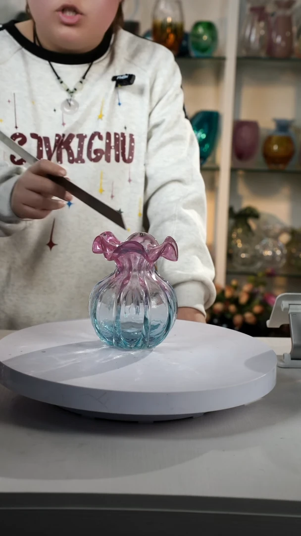 【闪购商品】琉璃【弘扬】高16轻奢琉璃花器正常手工痕迹