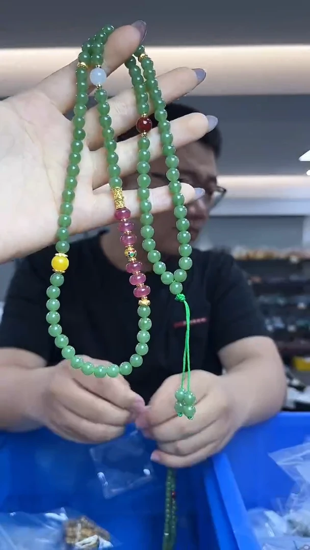 和田玉未镶嵌颈饰（多样性发一件）