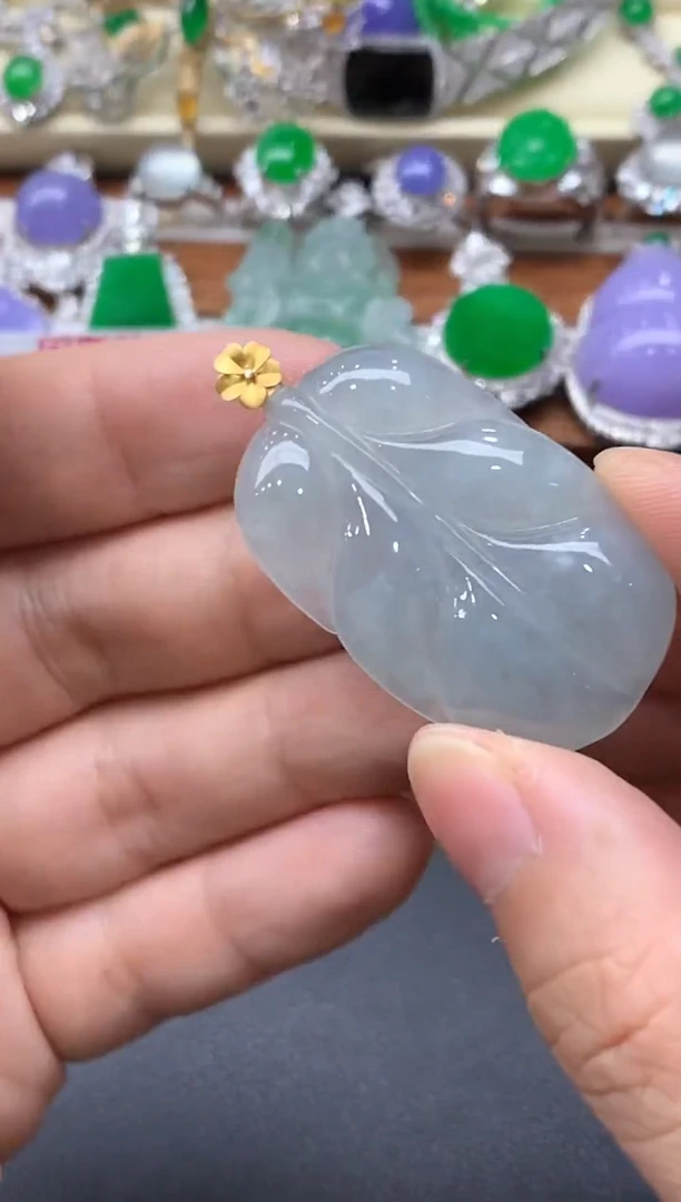 颈饰18K金镶嵌翡翠58-中国好珍宝