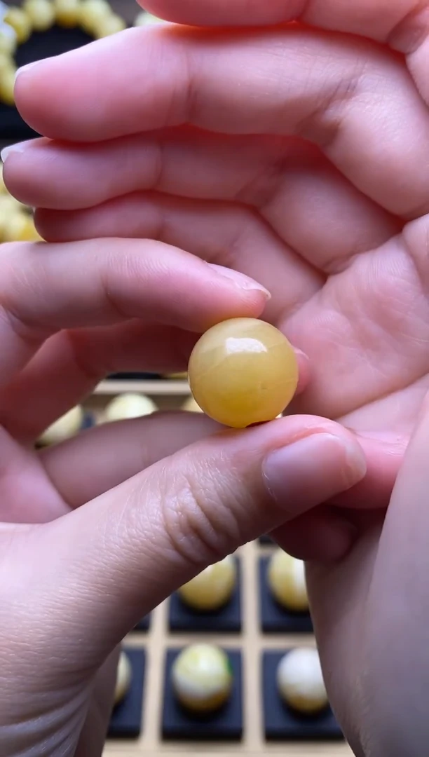 未镶嵌琥珀裸石大小姐珠宝4