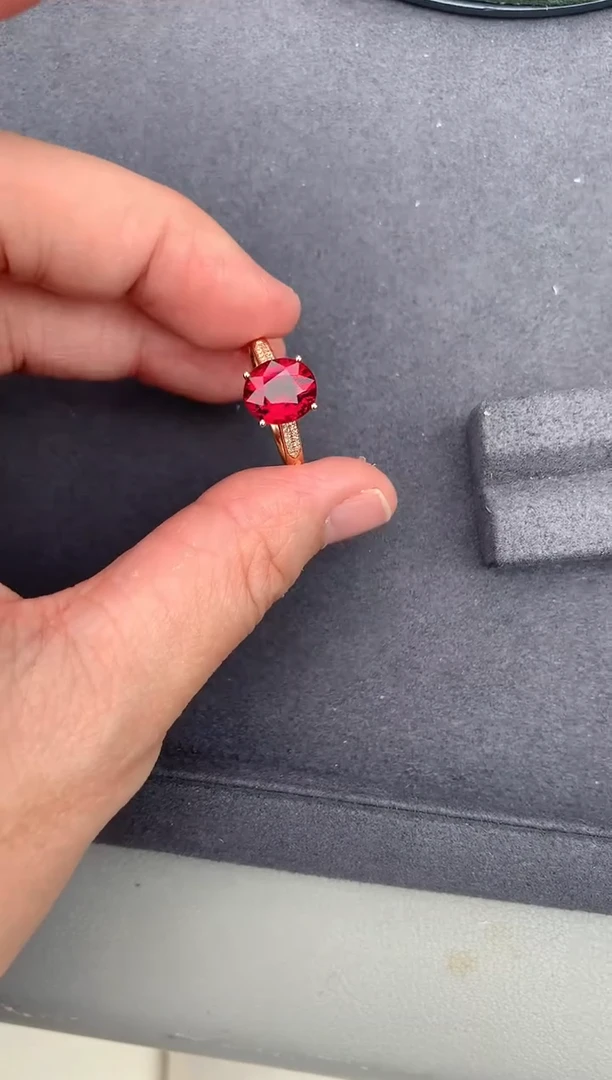 【闪购商品】碧玺戒指18K金镶嵌2.5ct卢比来戒指