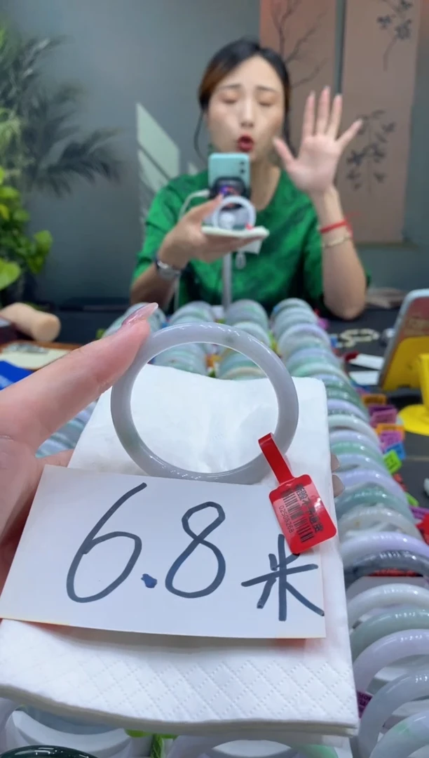 未镶嵌手镯翡翠仙**姐000086204
