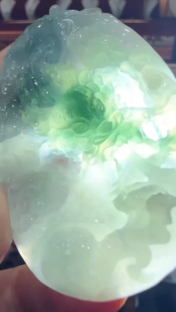 翡翠挂件未镶嵌A货翡翠多样性孤品