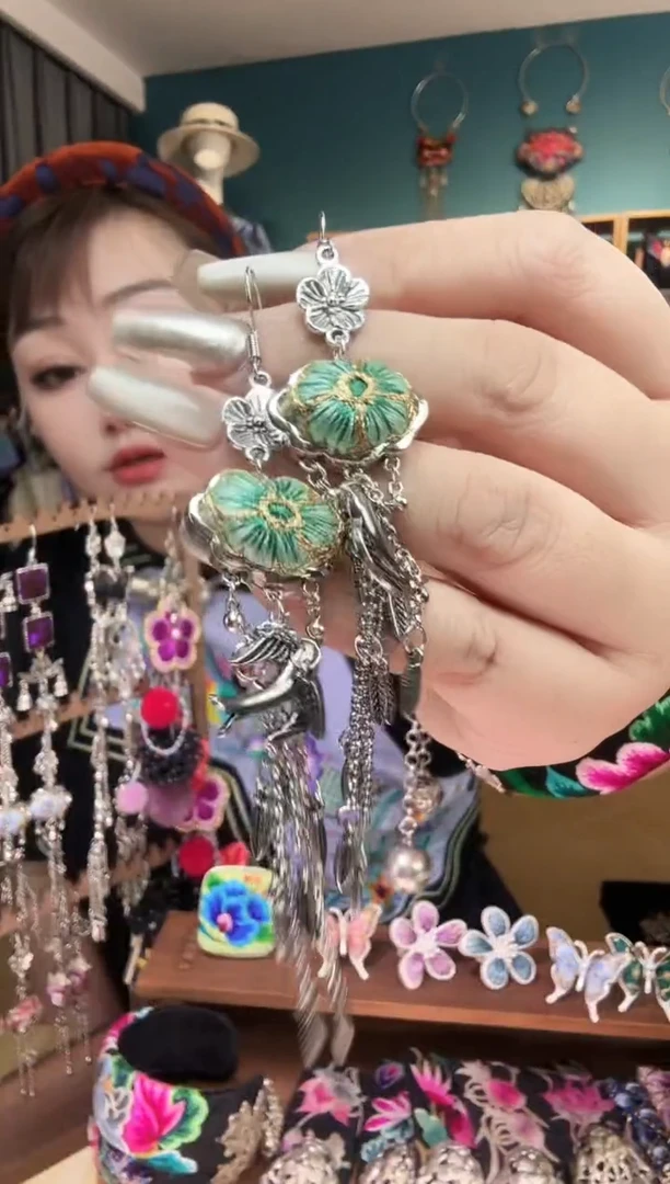 刺绣纯手工民族风刺绣耳环