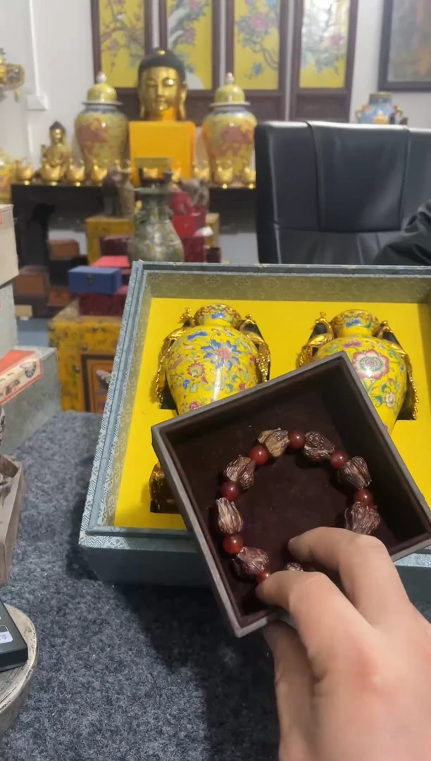 【闪购商品】滴血莲花菩提手串滴血莲花菩提