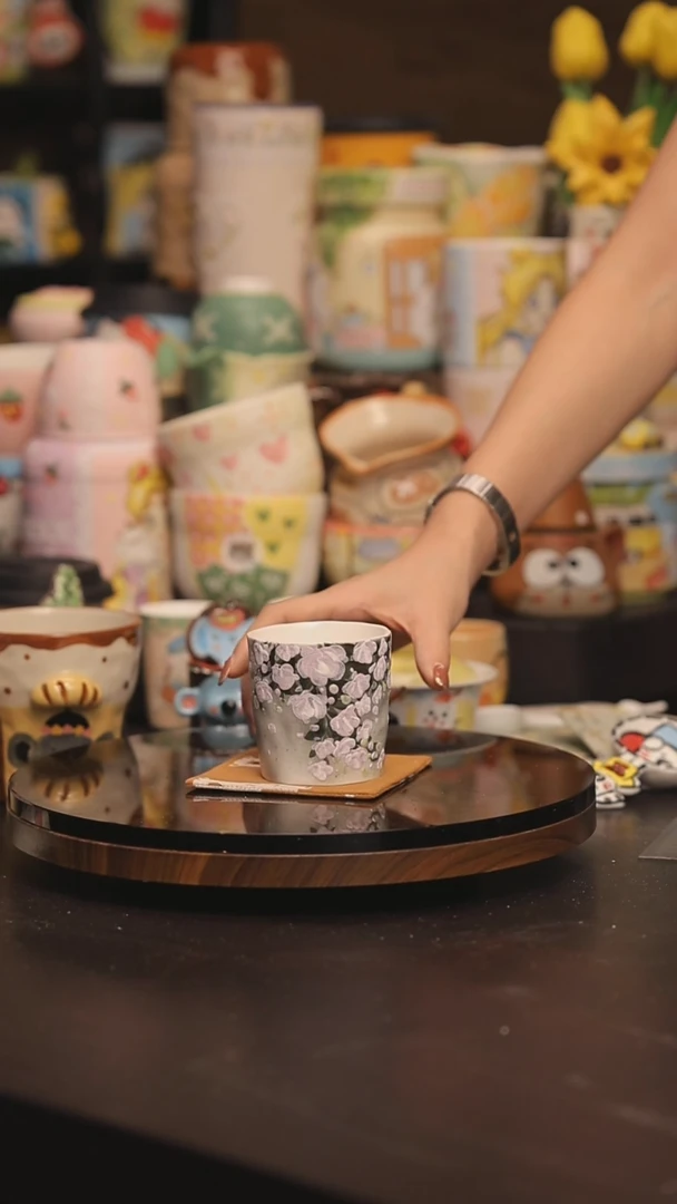 景德镇釉下彩绘设计师款式陶瓷