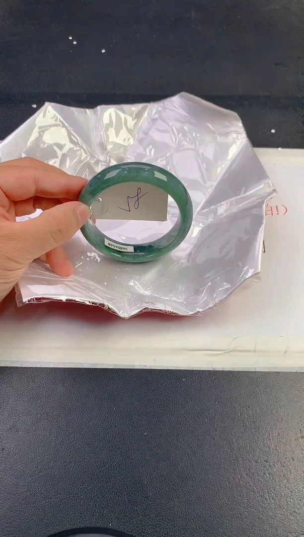 未镶嵌手镯翡翠217