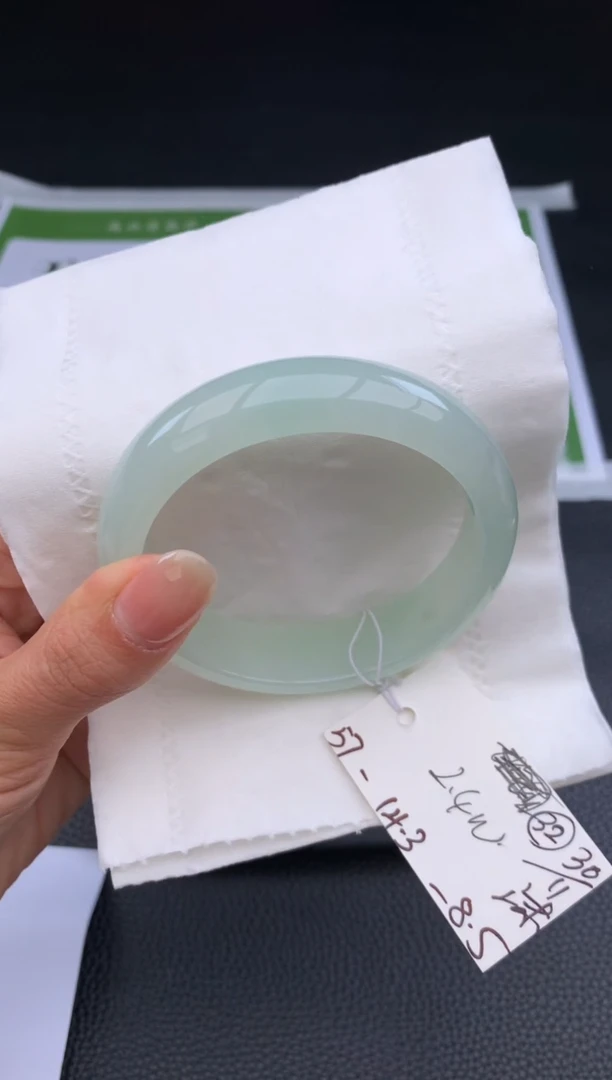 未镶嵌手镯翡翠芋***?翡翠手镯 下单联系小耳机#32