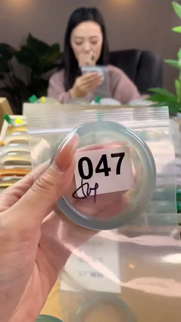 【闪购商品】玛瑙/玉髓手镯未镶嵌047