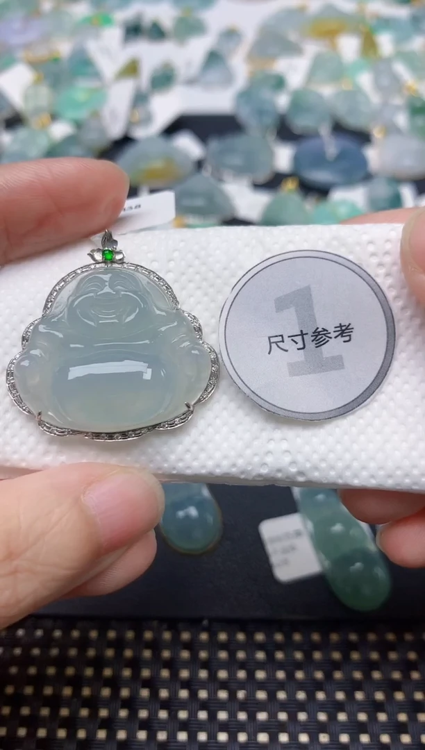 颈饰18K金镶嵌翡翠?****?天然缅甸A货翡翠