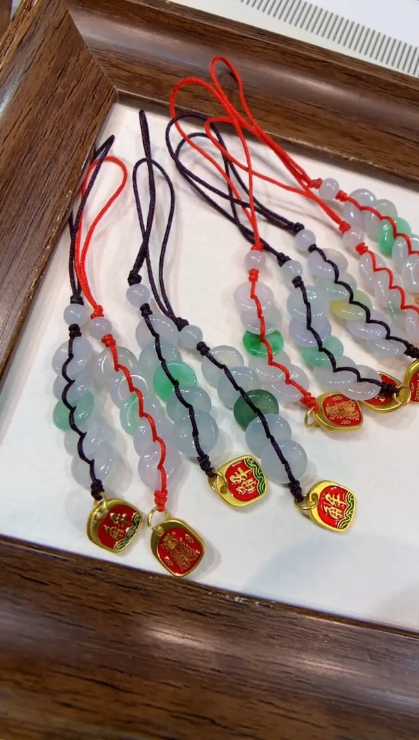 未镶嵌挂件翡翠挂件 多样性发一件