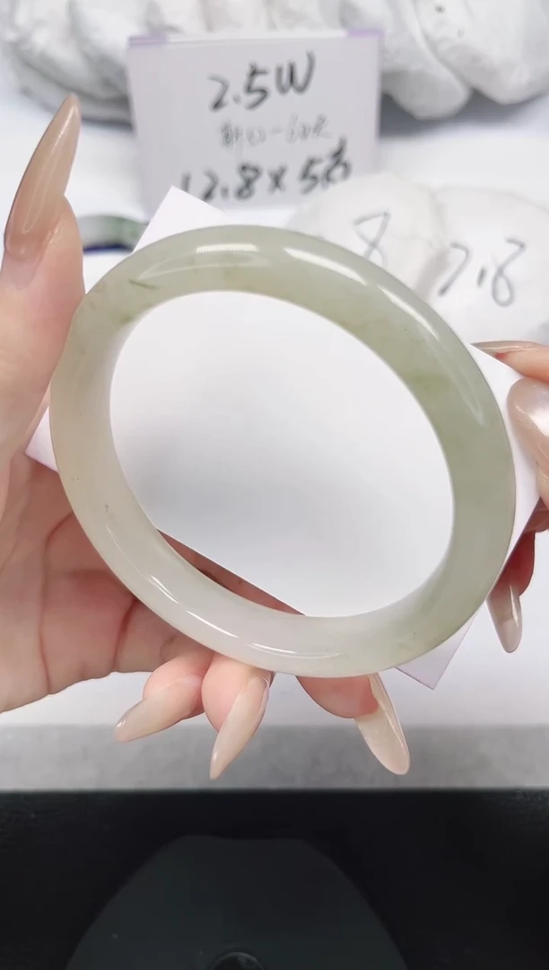 未镶嵌手镯石英岩玉150-61/62