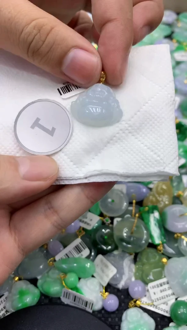 颈饰未镶嵌翡翠天然缅甸翡翠A货