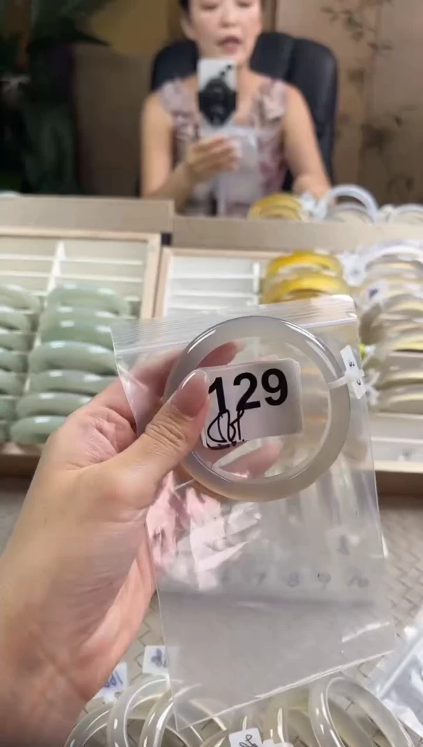 手镯玛瑙/玉髓未镶嵌头**了129