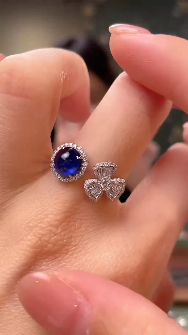 戒指蓝宝石18K金镶嵌皇家蓝主石：1.94ct