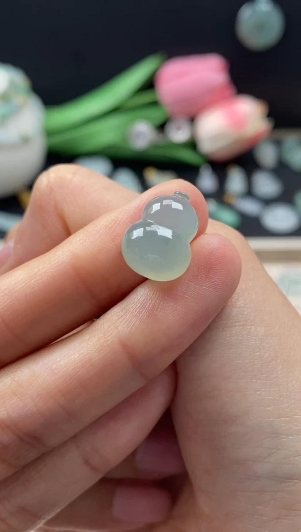 【闪购商品】翡翠颈饰未镶嵌翡翠冰晴葫芦