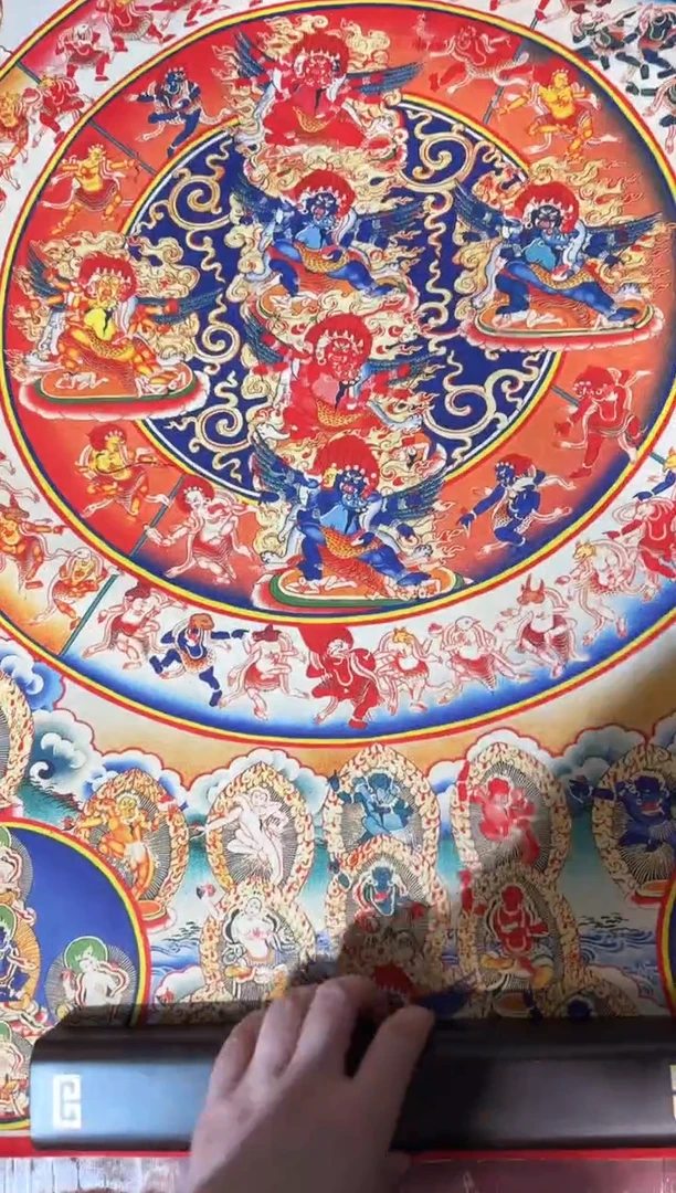 卷轴画龙妹的唐卡tk16