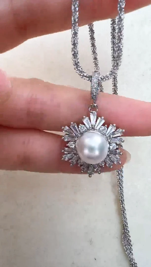 【闪购商品】淡水珍珠颈饰合金银色雪花