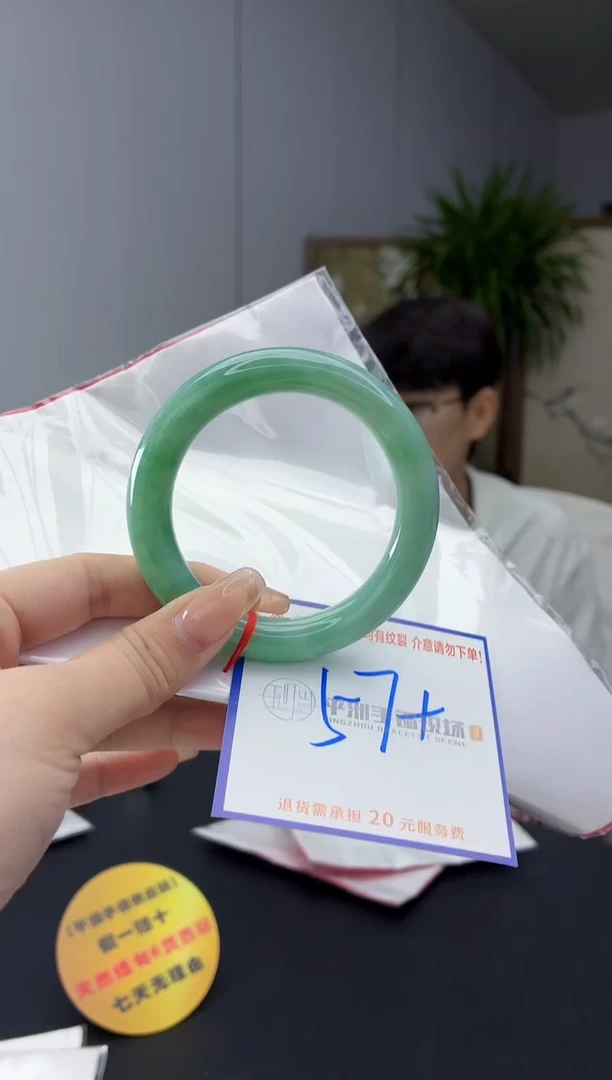 翡翠手镯未镶嵌1111111