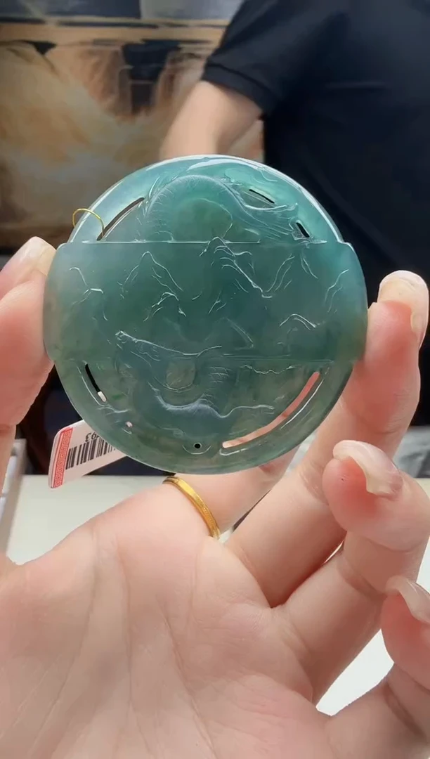 翡翠未镶嵌吊坠(不含链)99