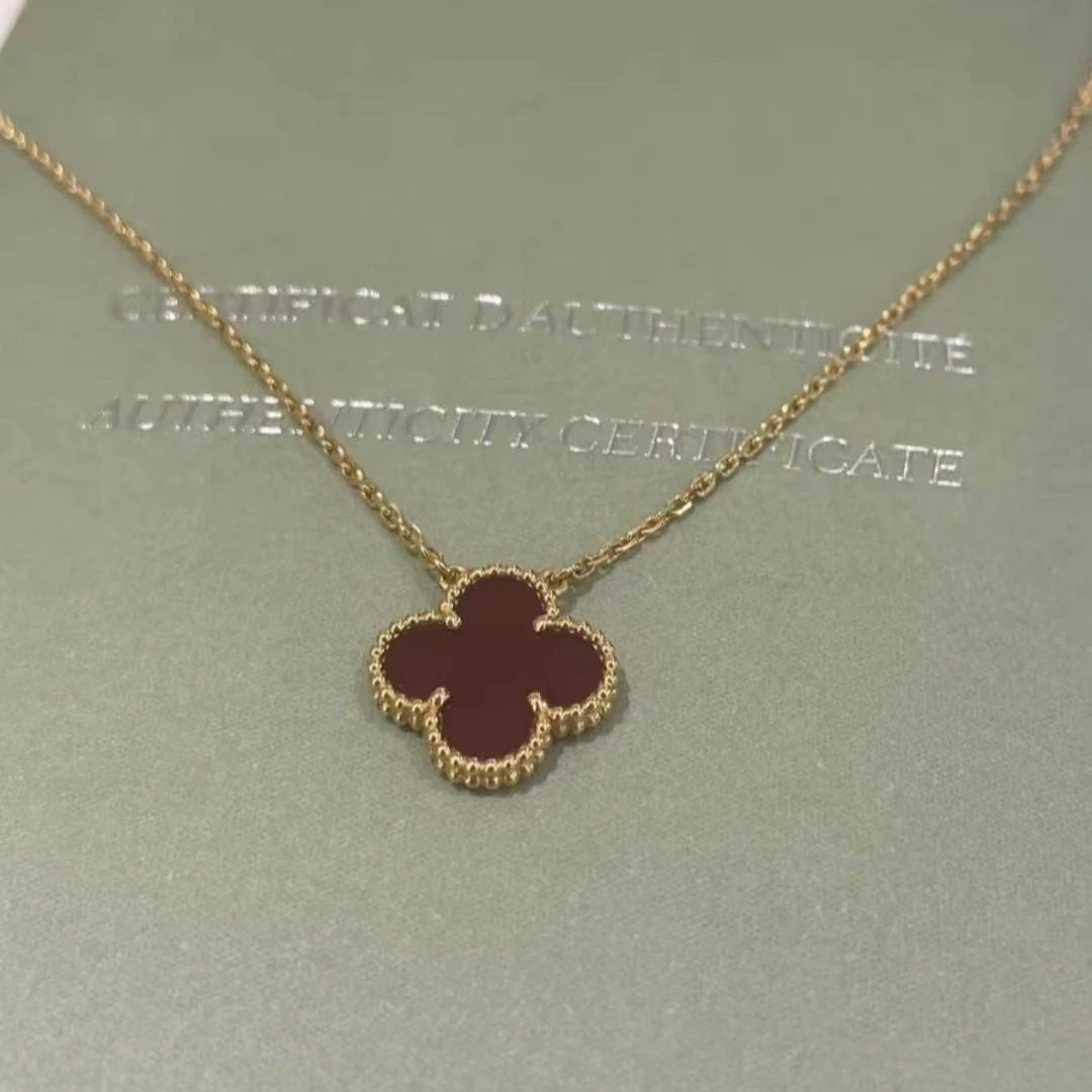 95新 梵克雅宝 GGS丨au750四叶草中号红玉髓金色项链/83632448