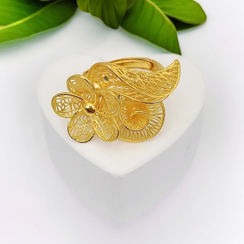 【聚鑫黄金】足金999精致古风花丝戒指，传承经典之美，展现不凡品味。