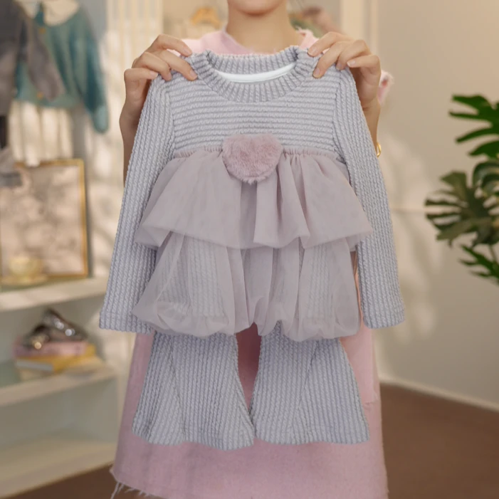 2025春季新款儿童紫色爱心套装 女宝韩版蕾丝上衣+女童休闲微喇裤