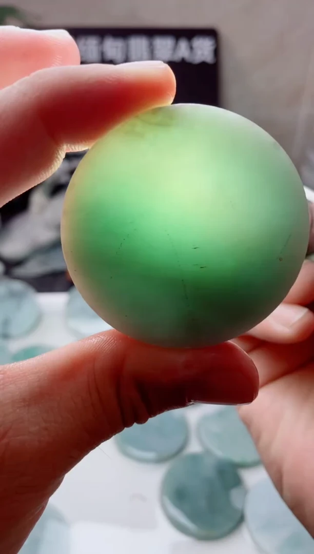 翡翠未镶嵌颈饰328.......