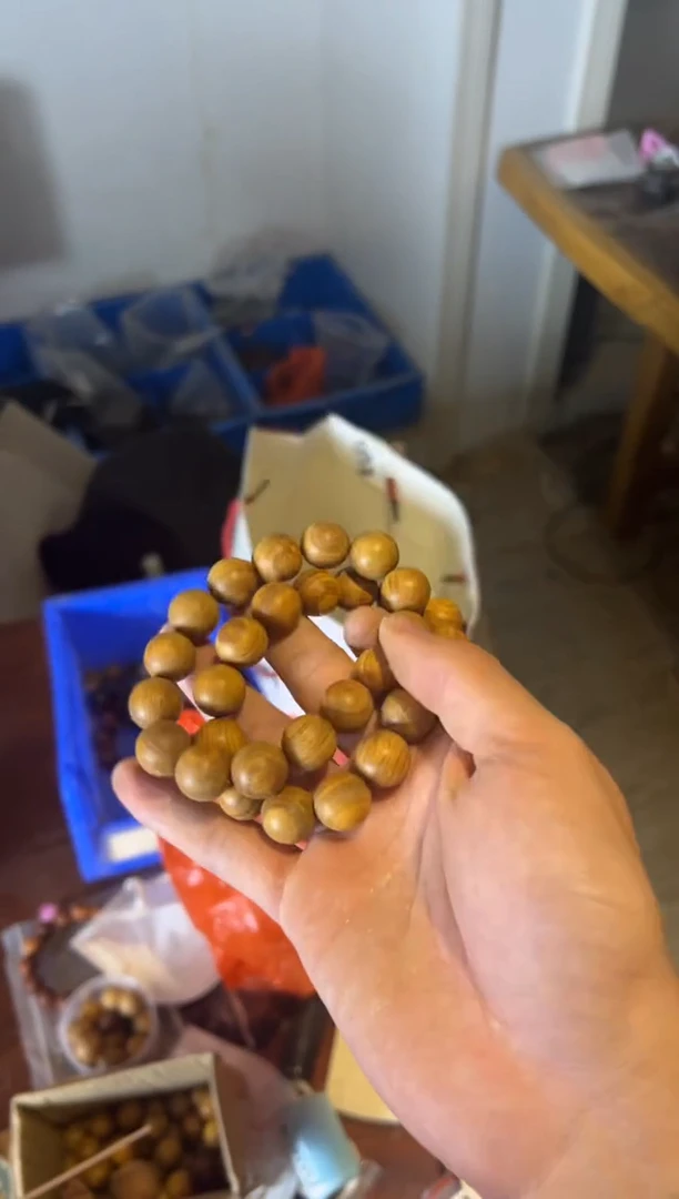 【闪购商品】染料紫檀（血檀）奶香黄檀卡1.5