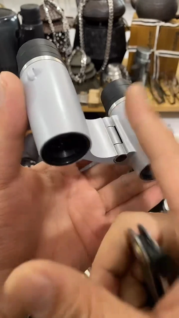 瓷片闪购商品  如图所示