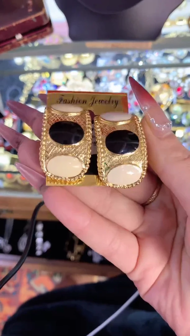 【闪购商品】瓷片楚楚中古珠宝甄选不退换