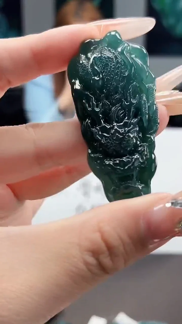 颈饰未镶嵌翡翠DLZ25090556