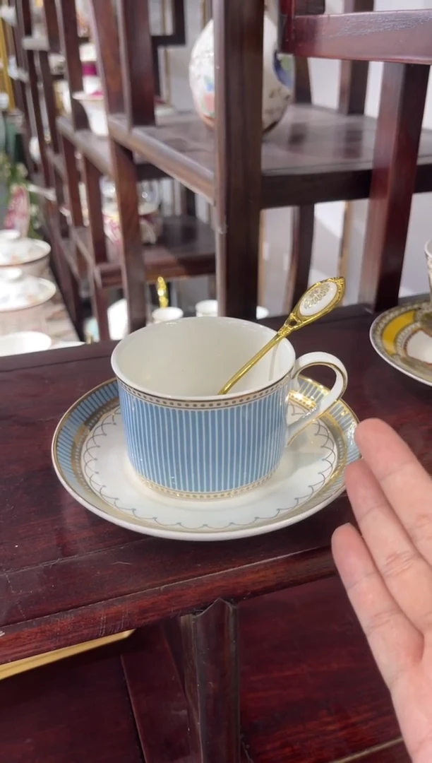 45%以上骨粉骨瓷咖啡杯碟配金勺