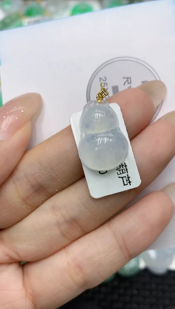 颈饰18K金镶嵌翡翠111111111111