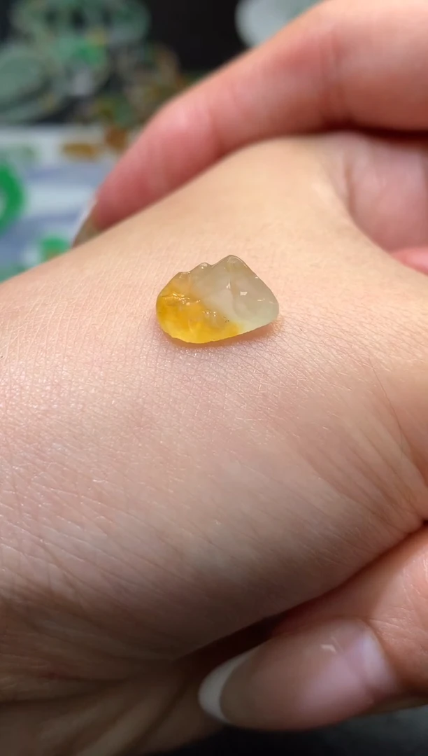 未镶嵌定制翡翠克毛货 6.3-11.4-6.6