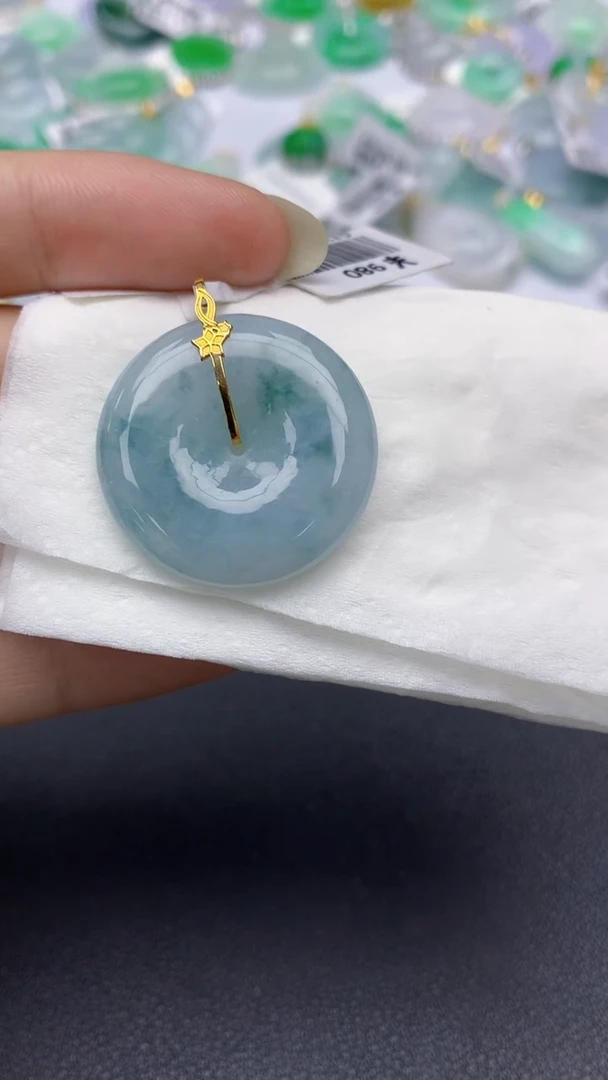 颈饰18K金镶嵌翡翠天然缅甸a货翡翠百元以上9元证书费自理