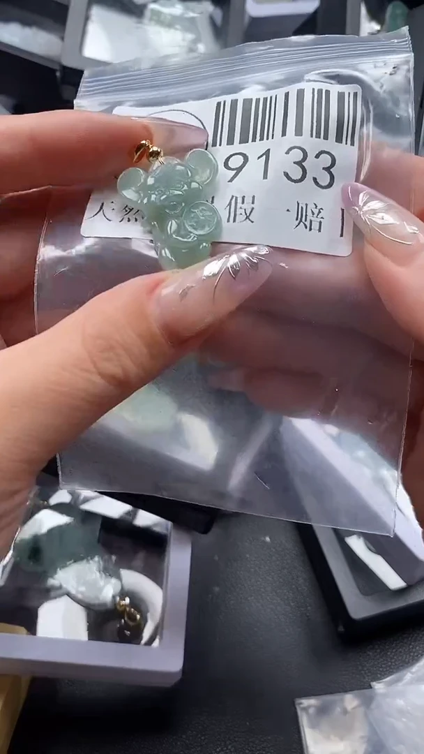吊坠(不含链)未镶嵌翡翠9133