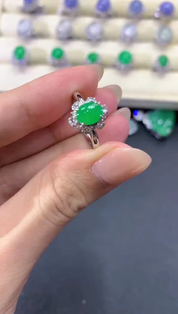 【闪购商品】翡翠戒指18K金镶嵌a187