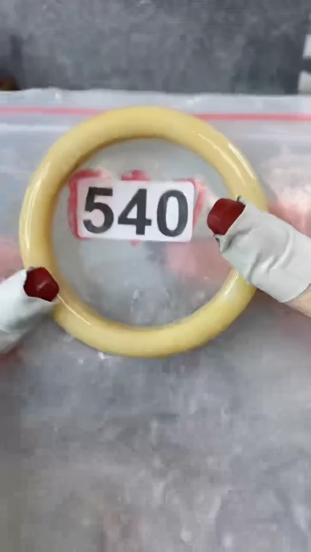 【闪购商品】石英质玉手镯未镶嵌6162+540