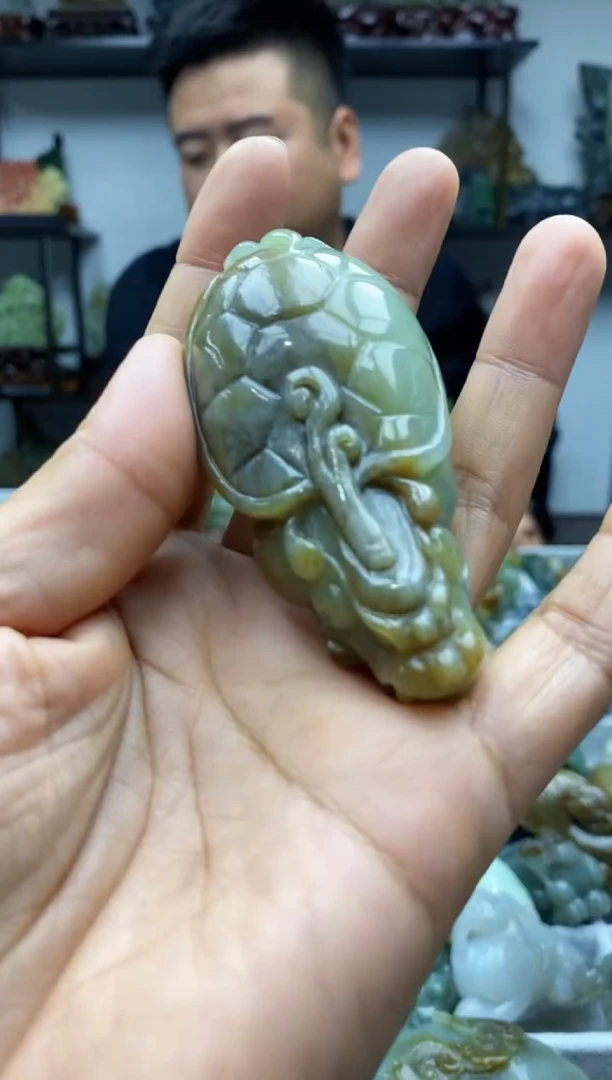 未镶嵌和田玉把件1